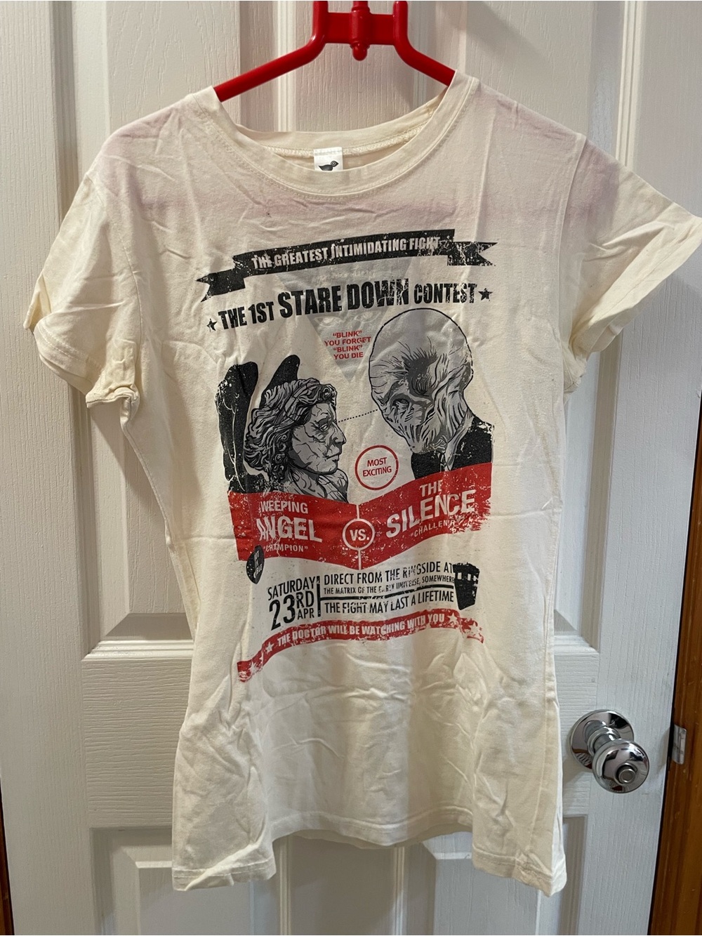 Teefury - Doctor Who showdown tee - Cream Colour